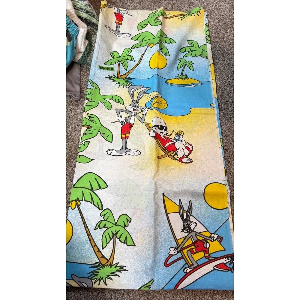 Vintage Bugs Bunny Beach Fabric 58x42 Looney Tunes Elmer Fudd Tropical